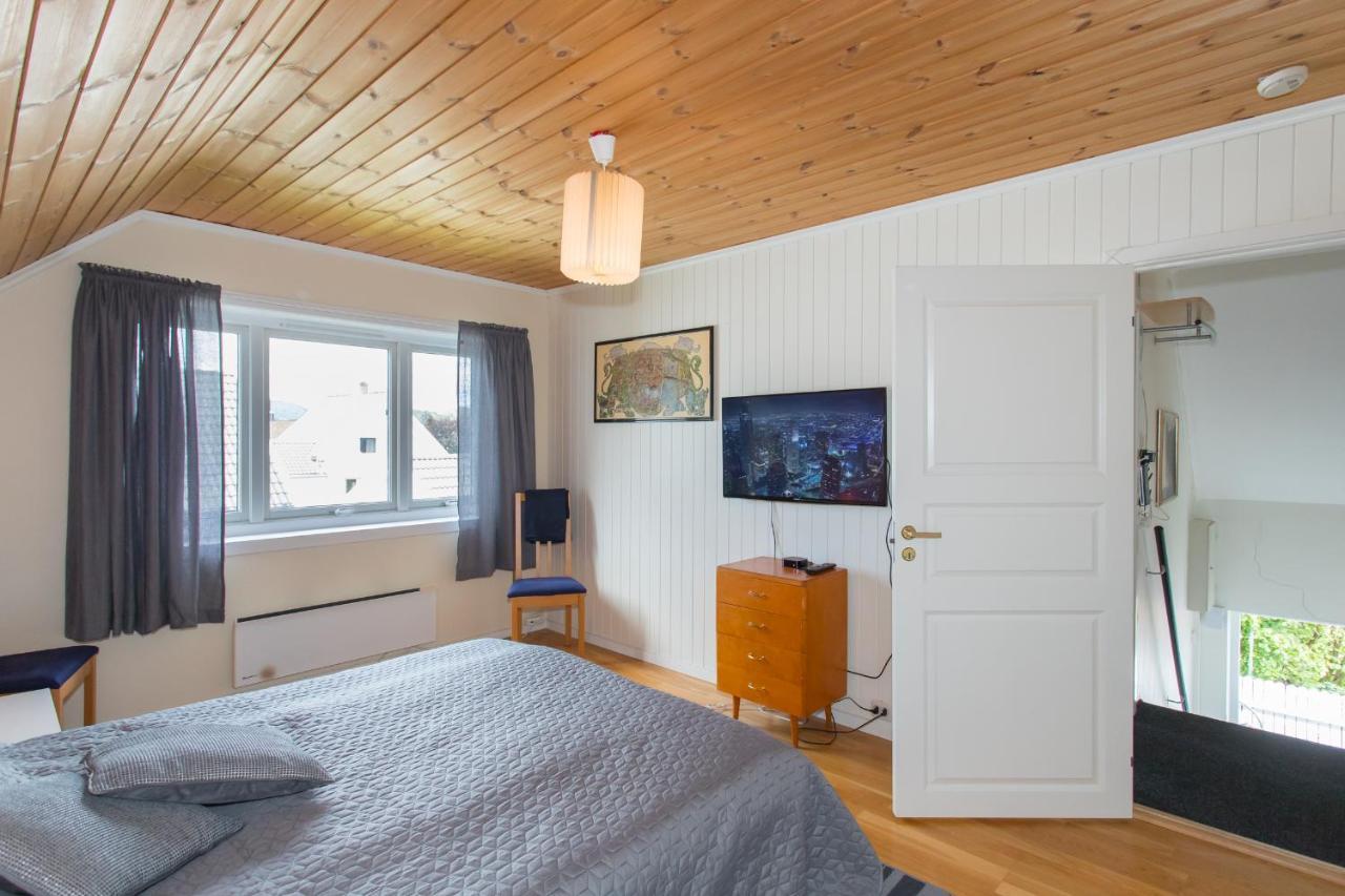 Mandal Apartment Mit Moeglichkeit Ein Boot Zu Benutzen Und Angeln ภายนอก รูปภาพ
