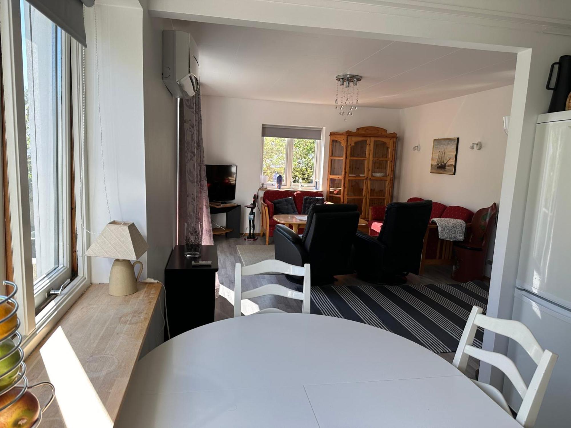 Mandal Apartment Mit Moeglichkeit Ein Boot Zu Benutzen Und Angeln ภายนอก รูปภาพ